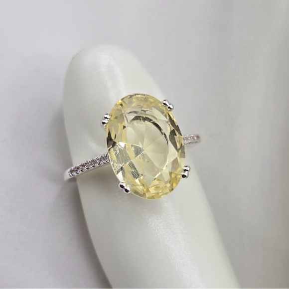 Swarovski Jewelry - Swarovski Crystal Elements Silver Statement Ring Light Yellow Citrine Size 7